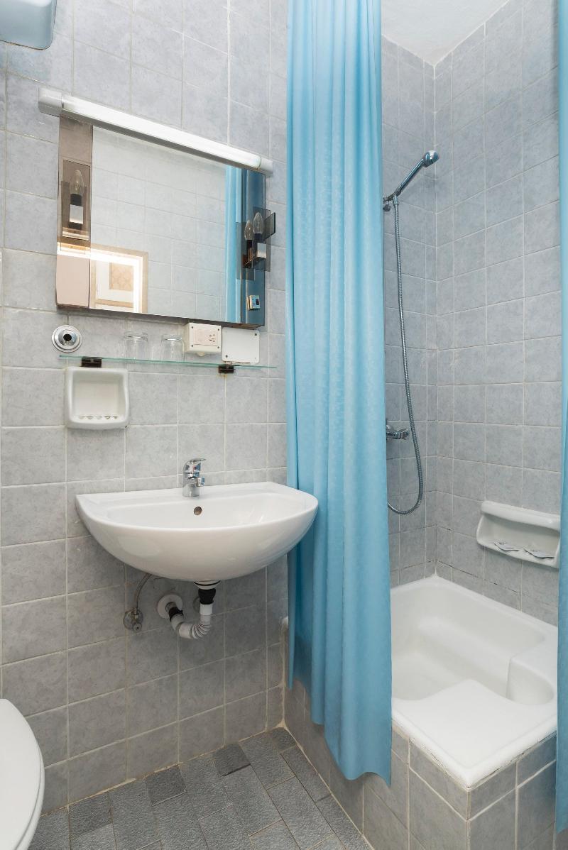Guest House Adriatic Ουμάγκ Εξωτερικό φωτογραφία